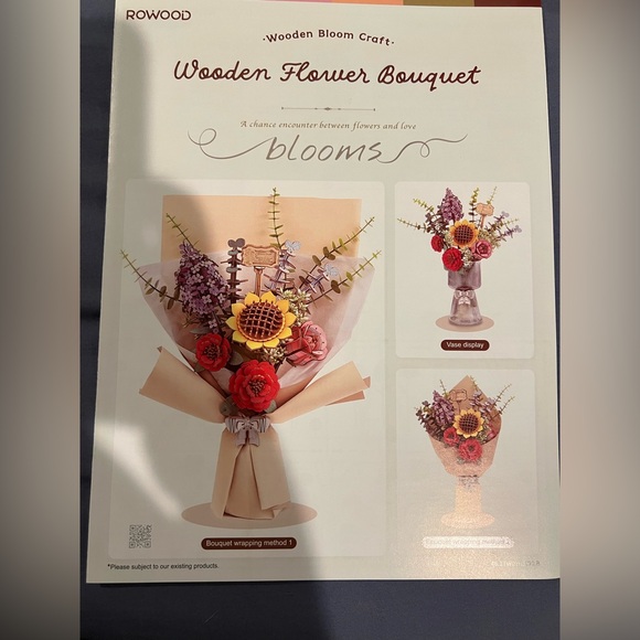 Rowood - Wooden Flower Boquet - Picture 2 of 7